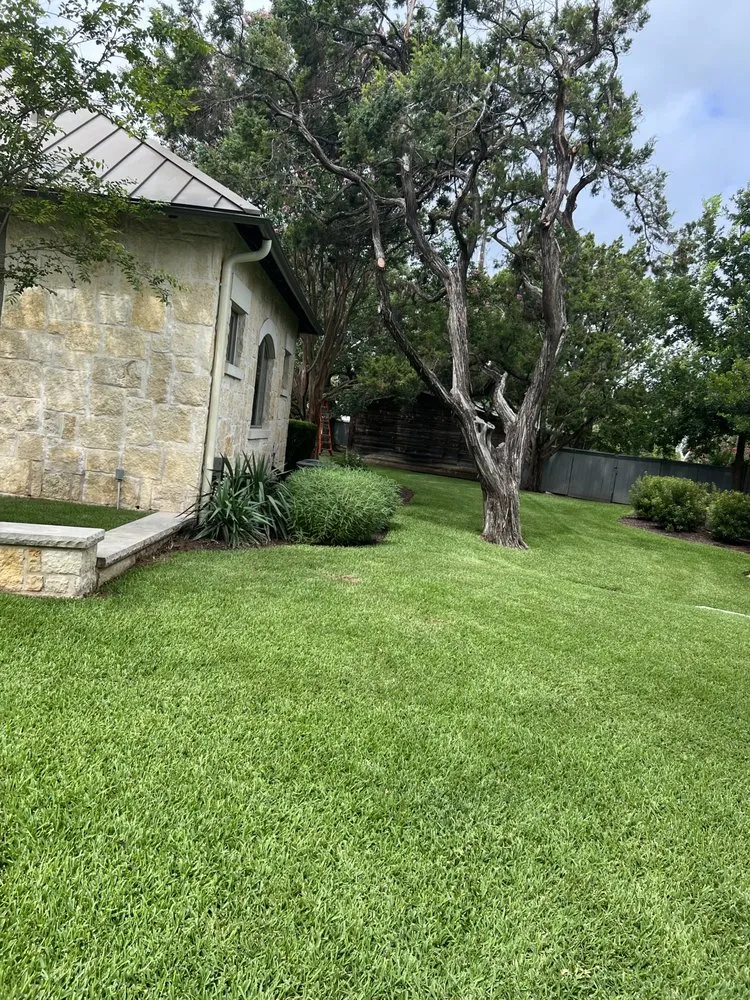 Top-rated residential landscaping in Manor, TX - Rigo’s Lawn and Landscaping Services