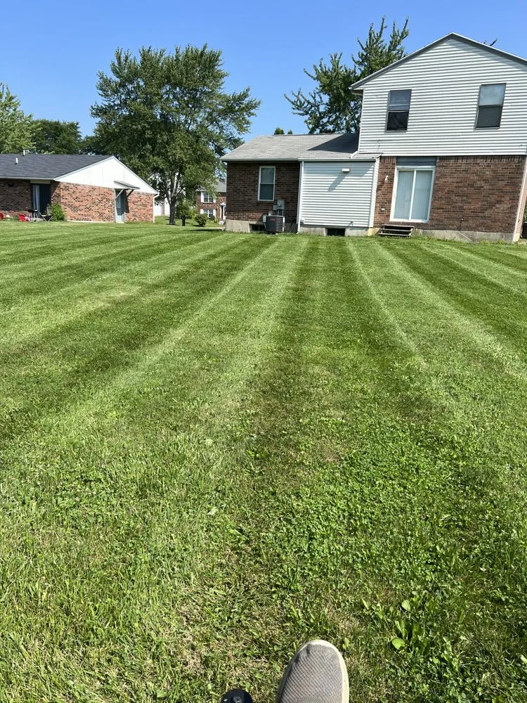 Custom garden landscaping experts serving Morrow, OH - Riley Lawn and Landscaping