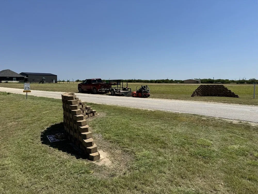 Affordable garden landscaping experts serving Abilene, TX - Riley Webb’s lawn services