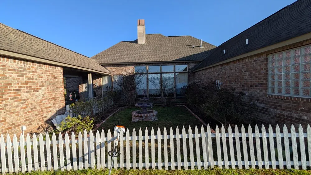 Custom residential landscaping experts serving Baton Rouge, LA - Riley's Curb Appeal