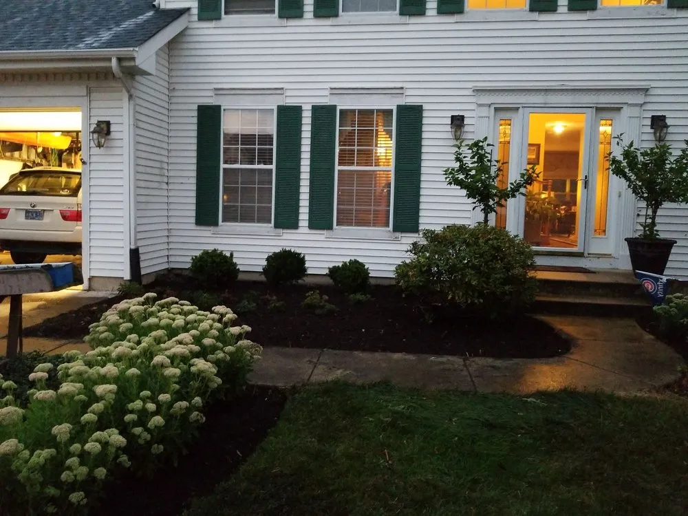 Professional residential landscaping experts serving Aurora, IL - Riley's Lawn & Snow
