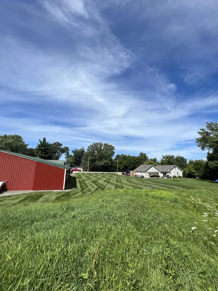 Top-rated garden landscaping in Hudsonville, MI - Rileys Lawn and Landscape