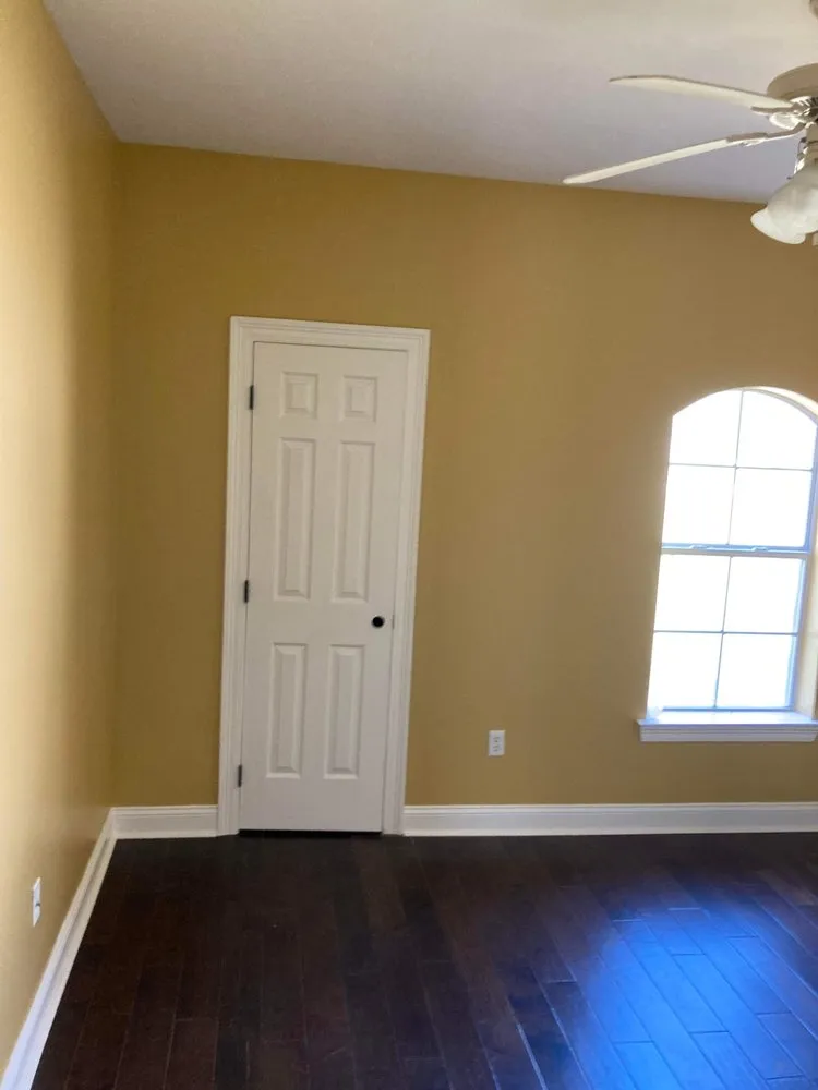 Trusted yard maintenance for homes across Lacombe, LA - Riley’s Lawncare , Pressure Washing and Painting Services