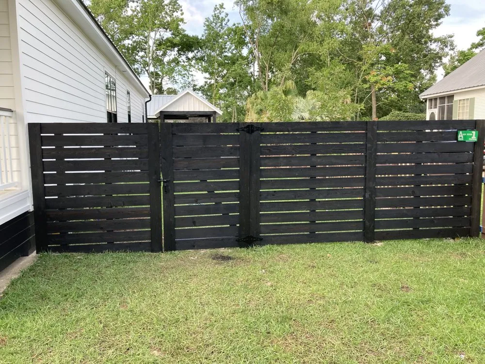 Professional yard cleanup service in Lacombe, LA - Riley’s Lawncare , Pressure Washing and Painting Services