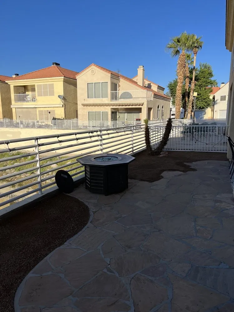 Reliable residential landscaping experts serving Bullhead City, AZ - Rim Country's Rock N Yard