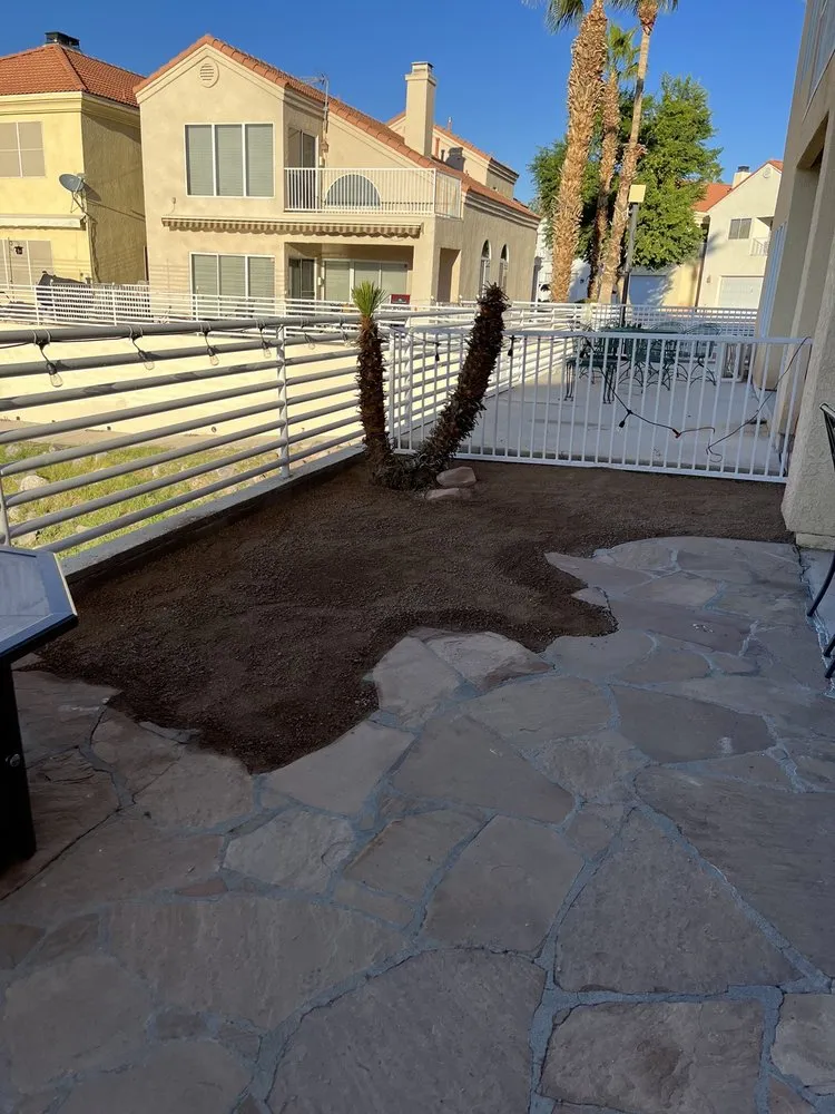 Local landscape installation in Bullhead City, AZ by Rim Country's Rock N Yard