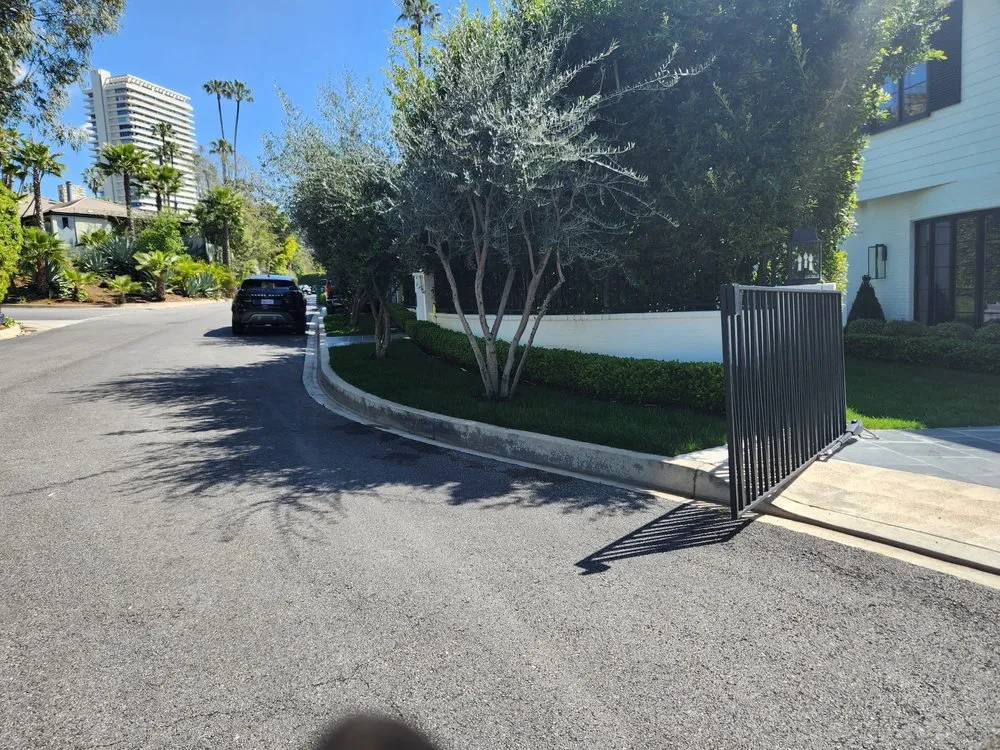 Expert outdoor landscaping in Los Angeles, CA - Rimpau Landscaping and Maintenance