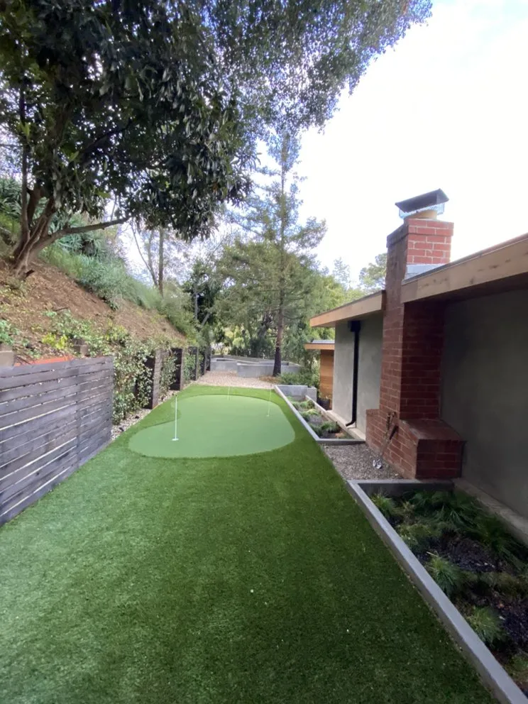 Custom yard cleanup service in Los Angeles, CA by Rimpau Landscaping and Maintenance