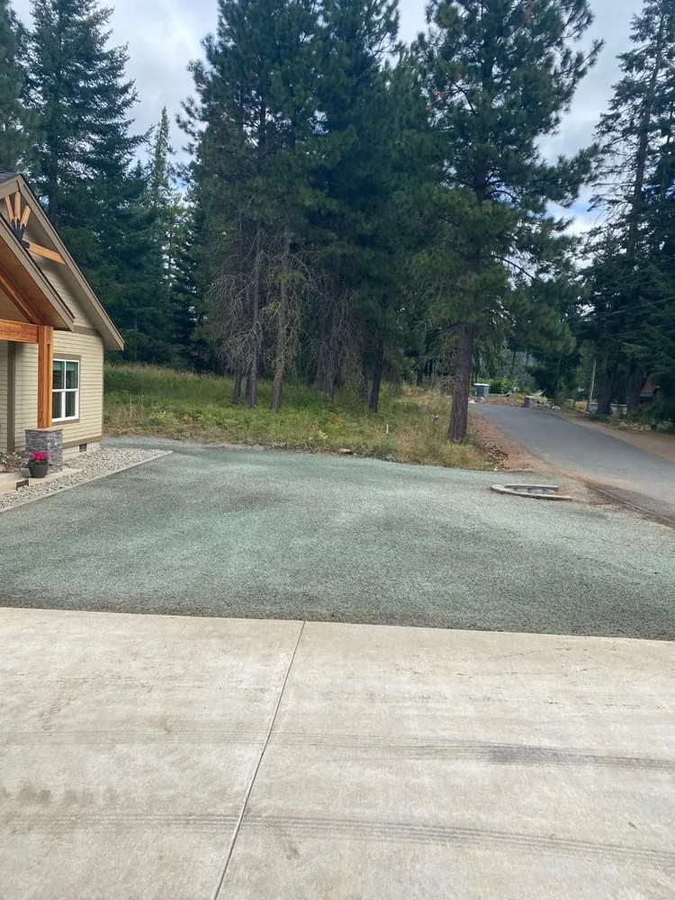 Professional outdoor landscaping with custom design in Yakima, WA by Rimrock Landscapes