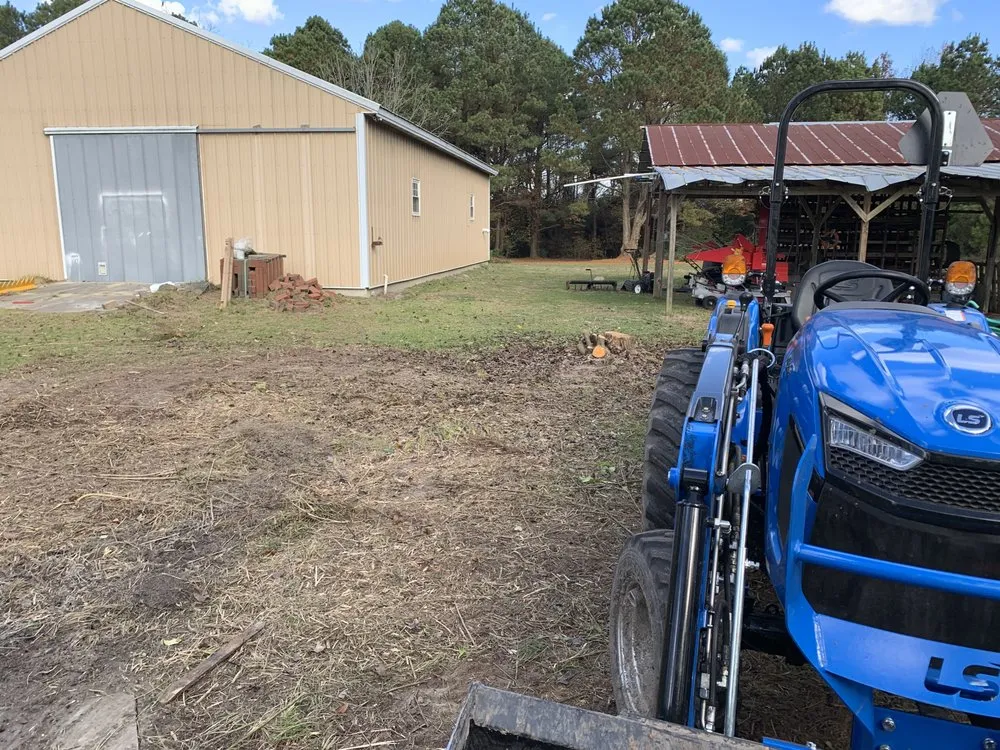 Custom yard cleanup service in Kenansville, NC - Riner’s Lawn Care & Pressure Washing