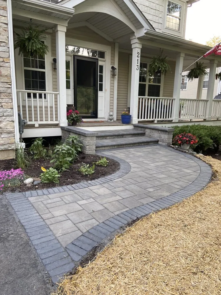 Custom outdoor landscaping in Crystal Lake, IL by Ringers Landscape Services