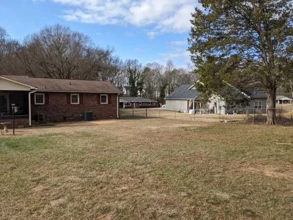 Affordable yard maintenance with custom design in Woodruff, SC by Ringgold Lawn Care, LLC