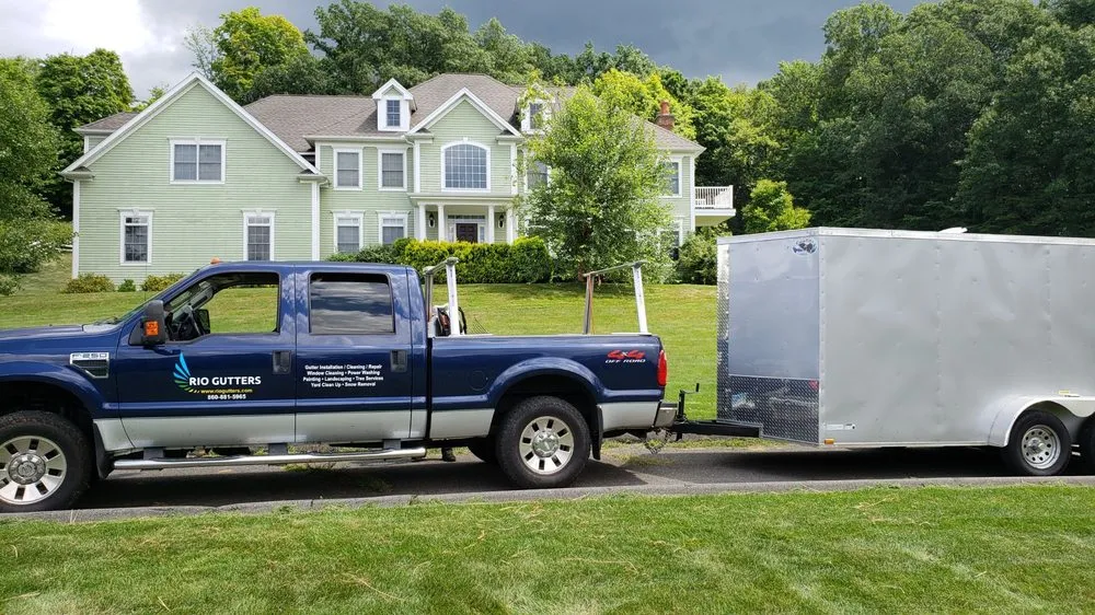 Trusted lawn care service for beautiful yards across West Hartford, CT - Rio Gutters