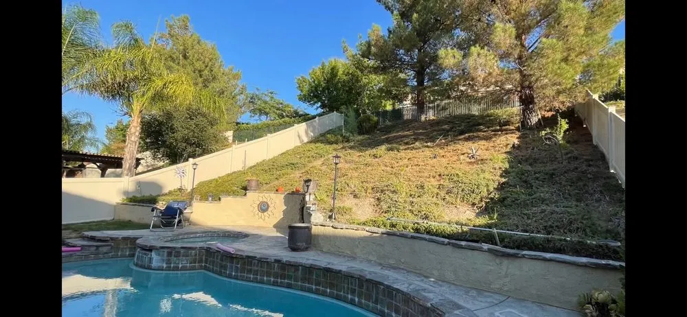 Affordable yard maintenance in Santa Clarita, CA - Rio Landscaping