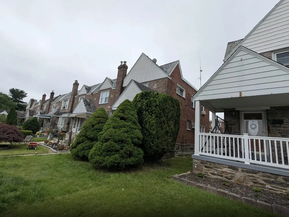 Reliable lawn mowing service in Chester, PA - Riol’s Landscaping