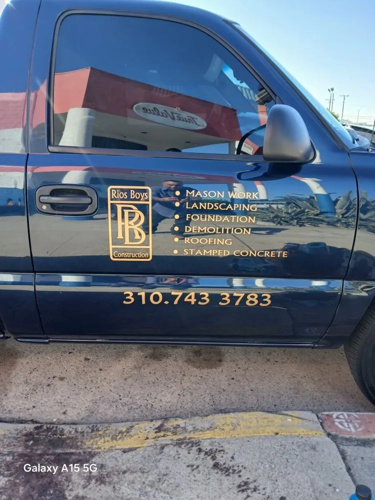 Local landscaping services in Hawthorne, CA - Rios Boys Construction
