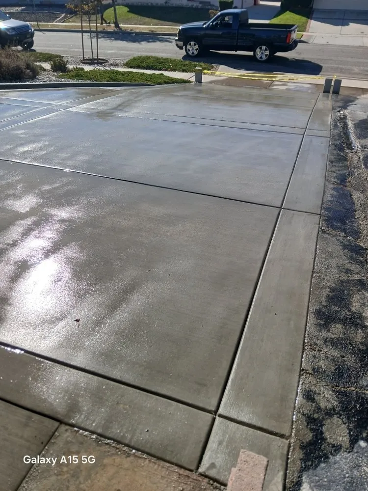 Top-rated garden landscaping experts serving Hawthorne, CA - Rios Boys Construction