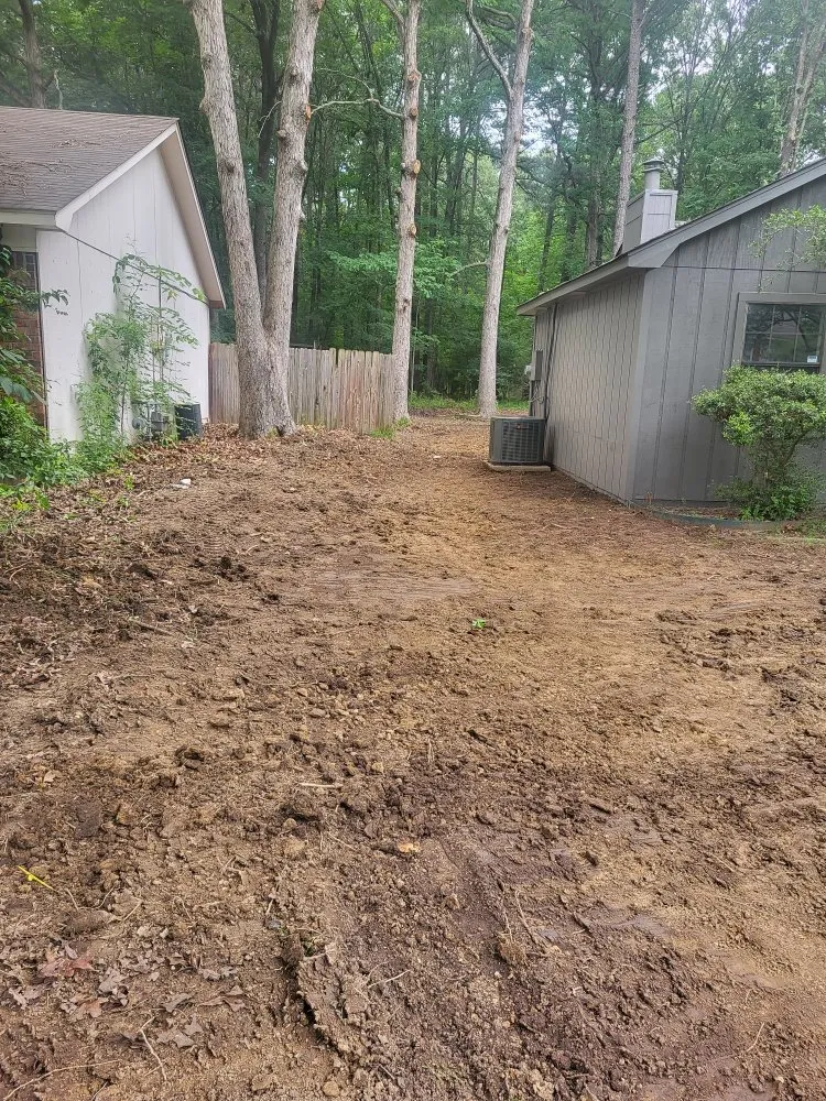 Custom lawn mowing service in Hot Springs, AR by Rios General Contractor