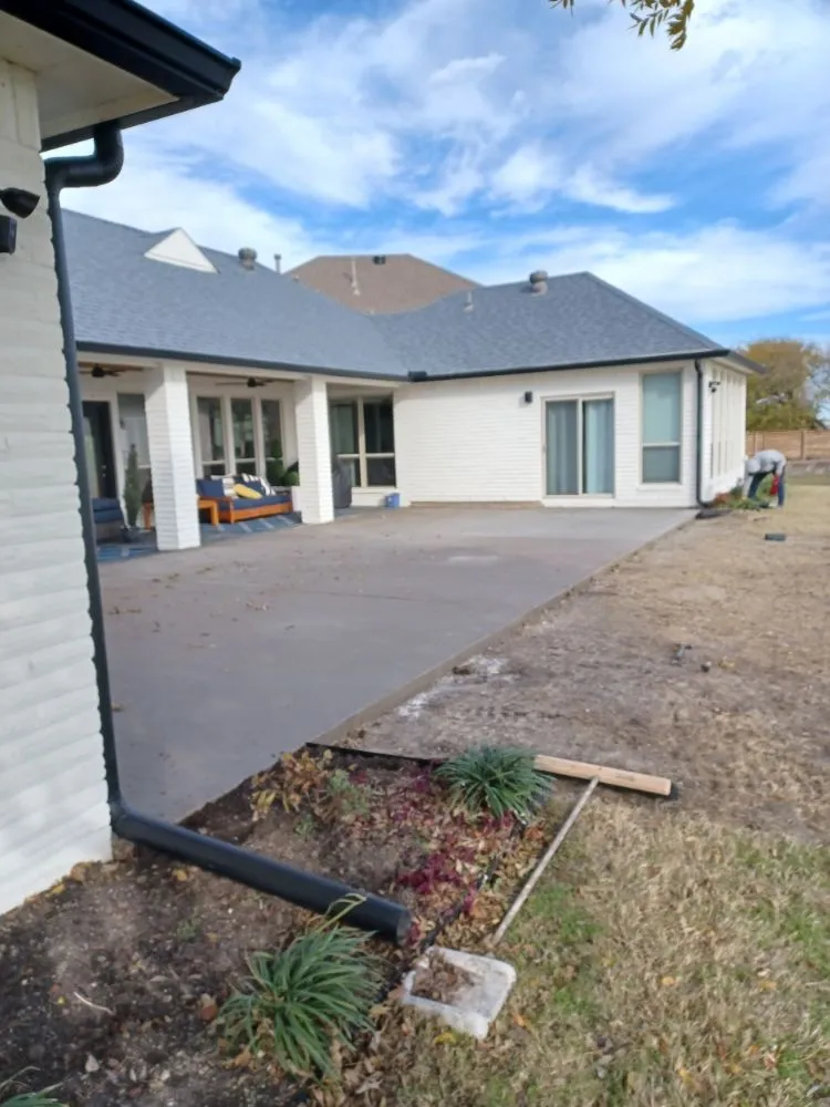 Top-rated residential landscaping in Garland, TX by Rios Landscaping & Construction