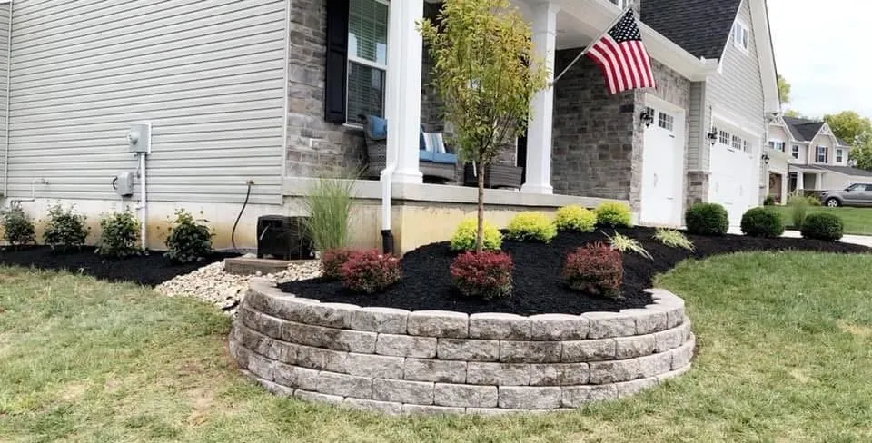 Local garden landscaping experts serving Monroe, OH - Rios Landscaping & Construction