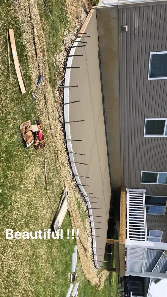 Local yard maintenance experts serving Monroe, OH - Rios Landscaping & Construction