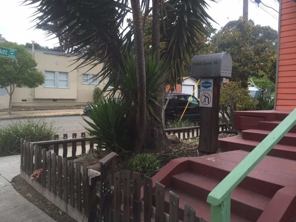 Local landscaping services experts serving Oakland, CA - Rios Landscaping Services