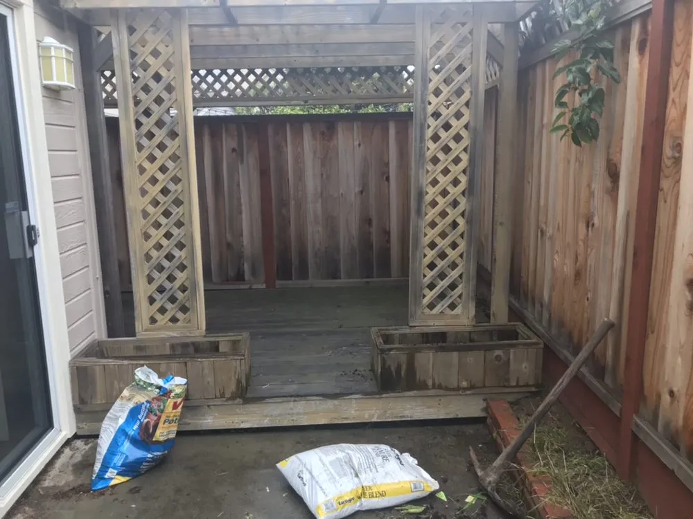 Expert yard maintenance experts serving Oakland, CA - Rios Landscaping Services