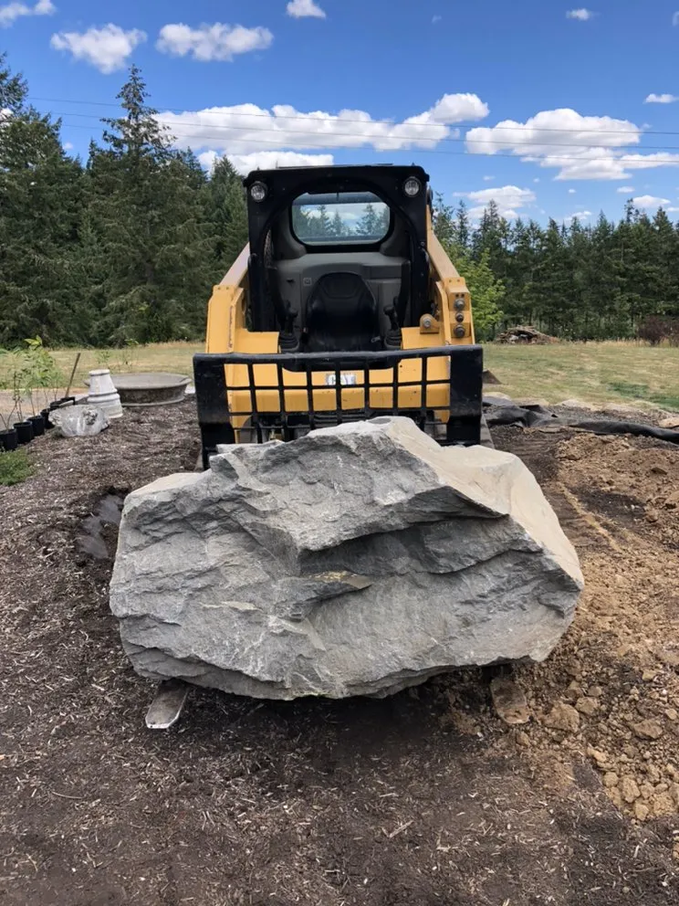 Professional lawn care service experts serving Fairview, OR - Rios Landworks & Construction