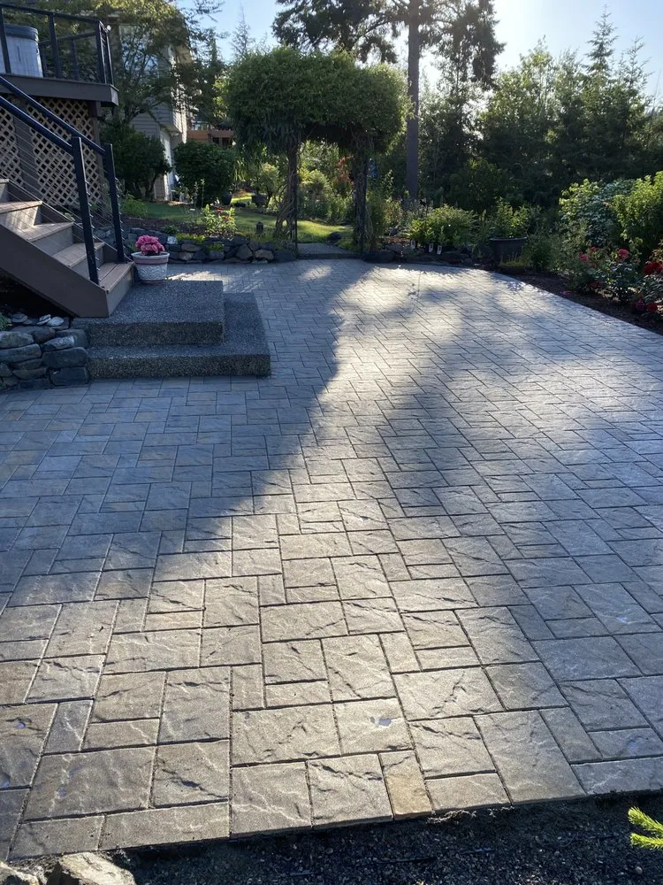 Expert residential landscaping in Fairview, OR by Rios Landworks & Construction