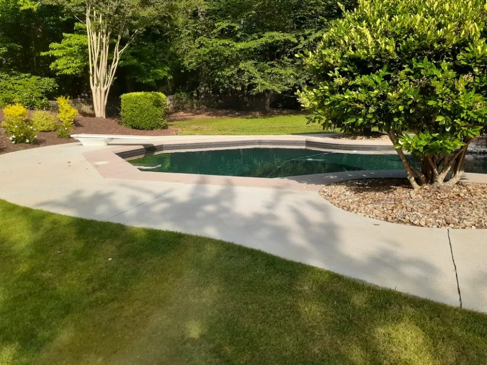Local lawn mowing service experts serving Fayetteville, GA - Riptide Prowash & Landscapes