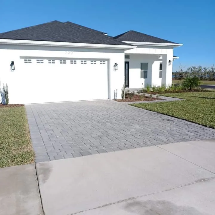 Top-rated residential landscaping in Auburndale, FL by Rise Above Detailing