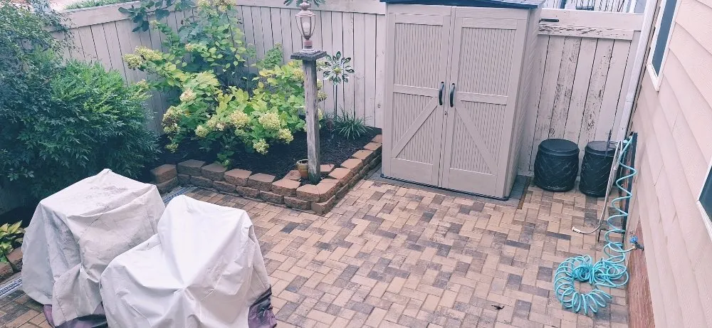 Top-rated lawn mowing service in Lindale, GA by Rise And Shine