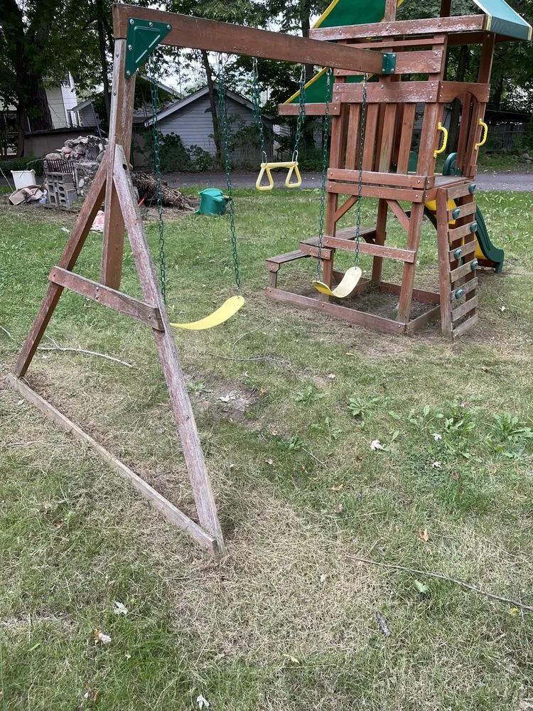 Local lawn mowing service with custom design in Battle Creek, MI by Rise N Shine