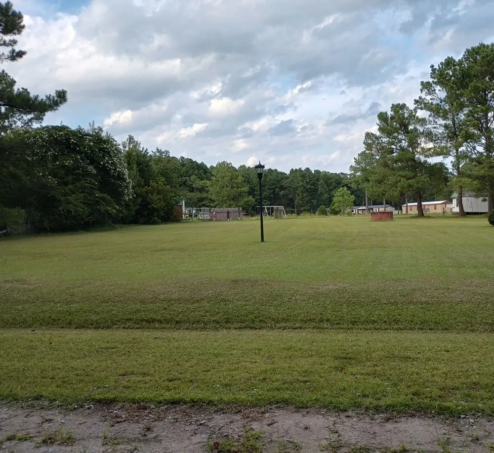 Top-rated yard maintenance for beautiful yards in Walterboro, SC by Risher's Landscaping