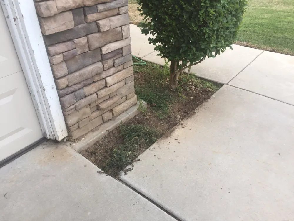 Custom outdoor landscaping in Merced, CA by Rivard Lawn Maintenance