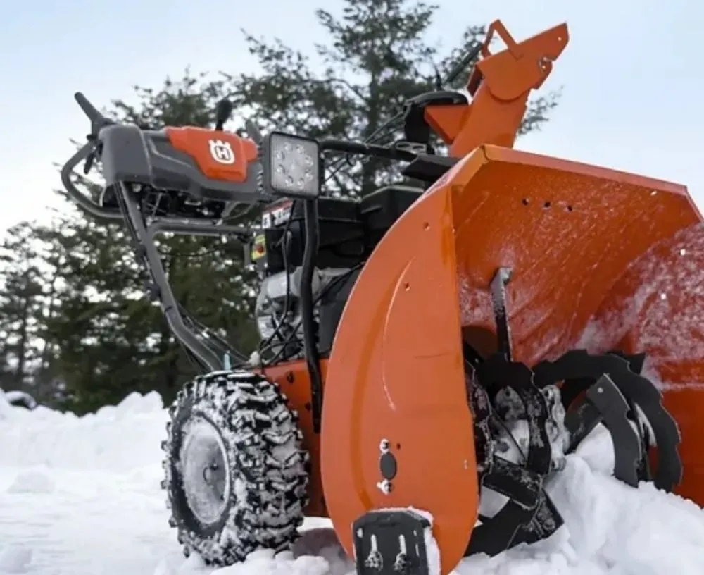 Professional lawn mowing service in Gardner, MA - Riva's Edge