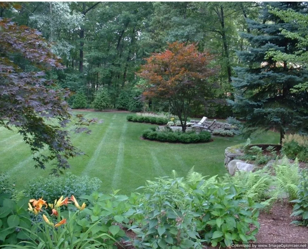 Local outdoor landscaping in Gardner, MA by Riva's Edge