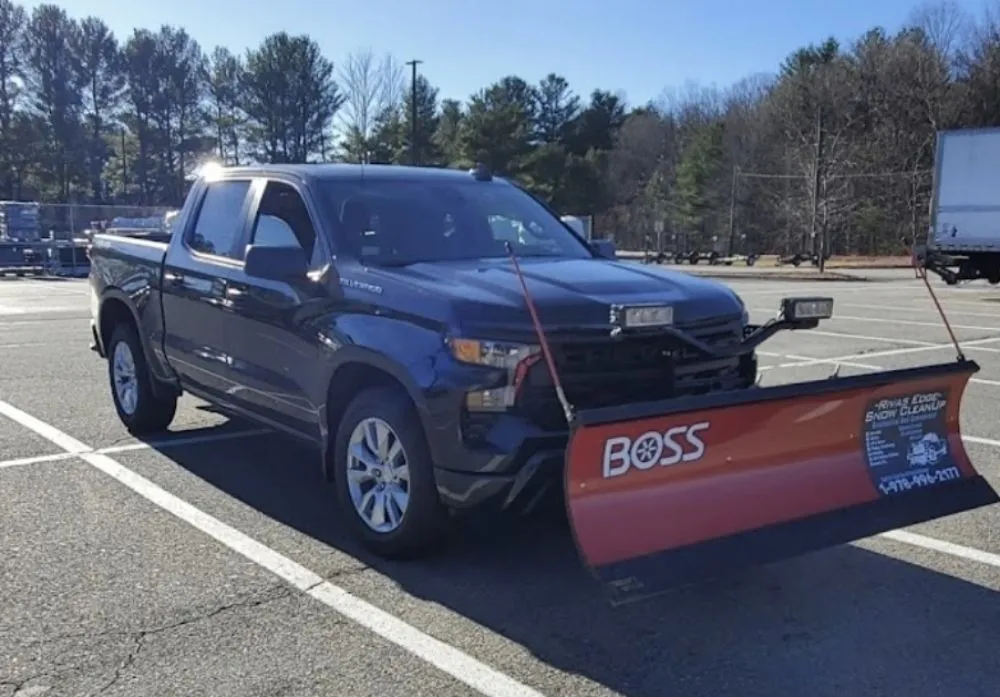 Custom garden landscaping experts serving Gardner, MA - Riva's Edge