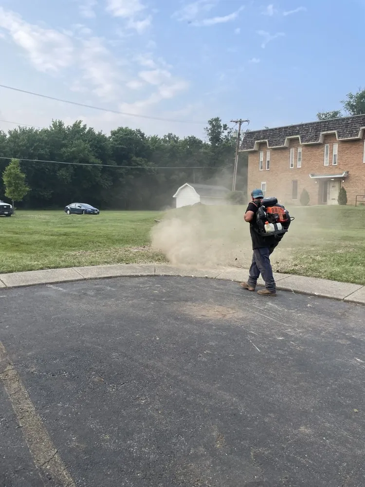 Reliable lawn care service in Clinton, MD - Rivas Landscaping Services