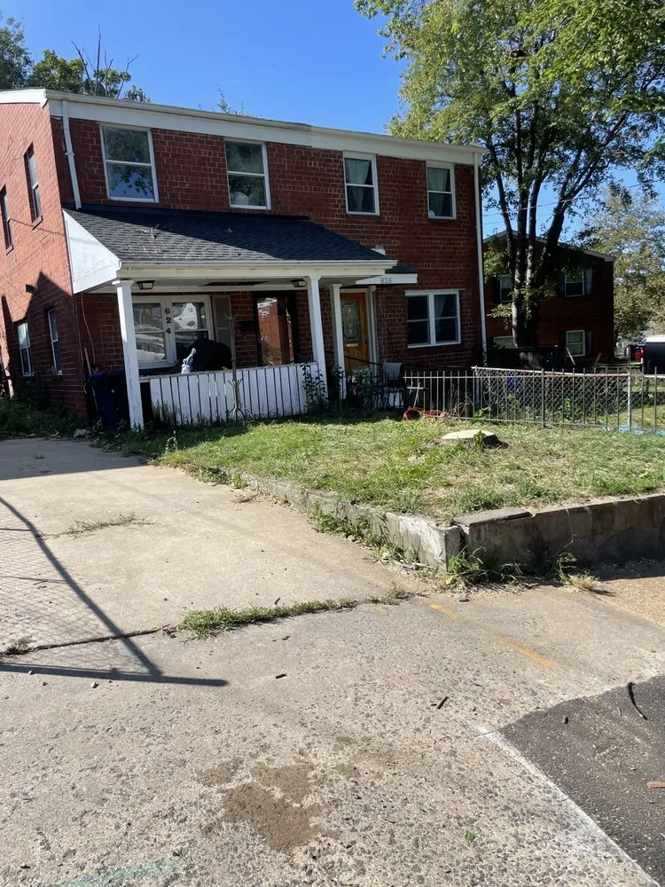 Expert yard maintenance near you across Clinton, MD - Rivas Landscaping Services