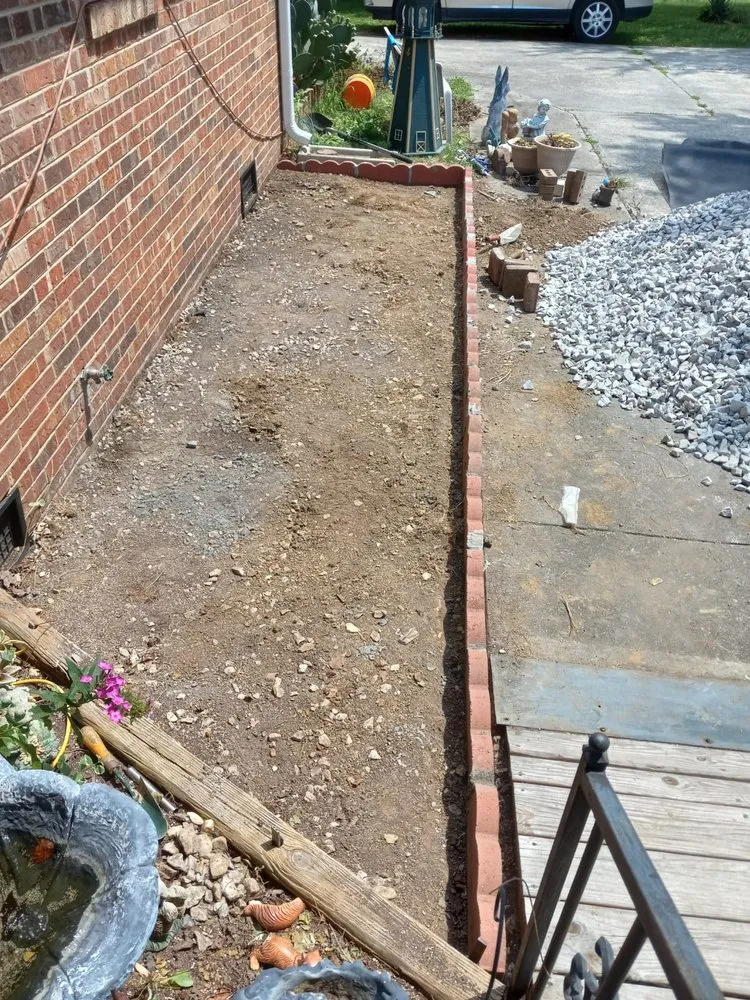 Affordable lawn care service experts serving Kingston, TN - Rivenbark Lawncare