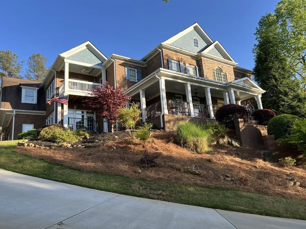 Local yard cleanup service experts serving Alpharetta, GA - Rivendell Estate Care