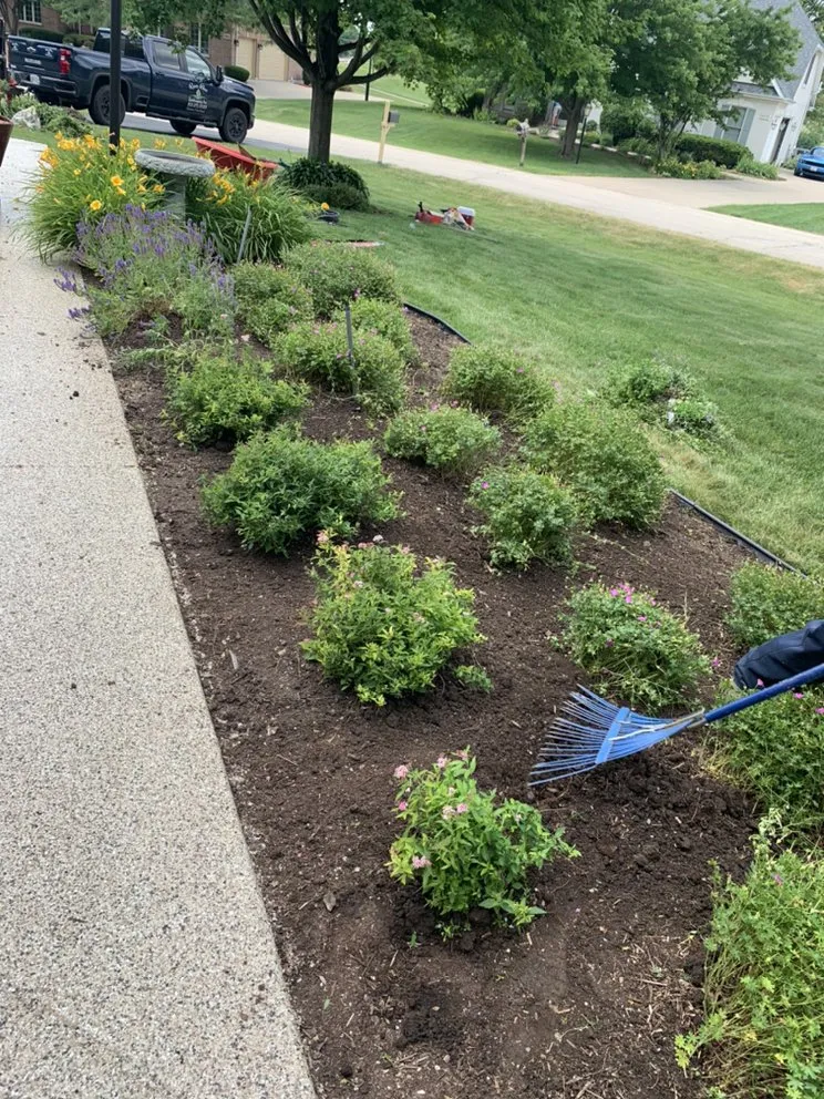 Reliable garden landscaping for homes across Harvard, IL - River Blue Landscaping