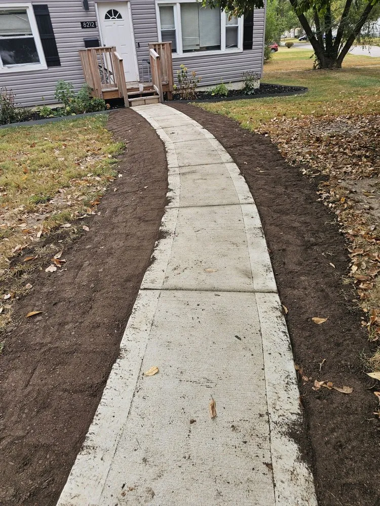 Top-rated landscape design for outdoor upgrades in Saint Louis, MO by River City Landscaping