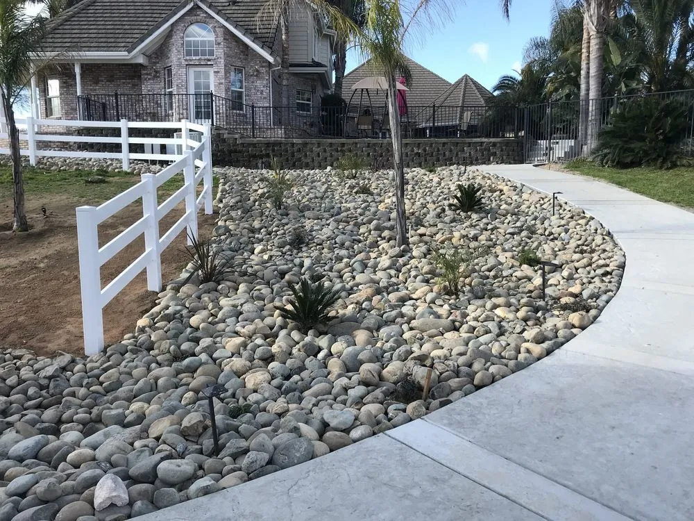 Reliable residential landscaping experts serving Loomis, CA - River City Vinyl Fence