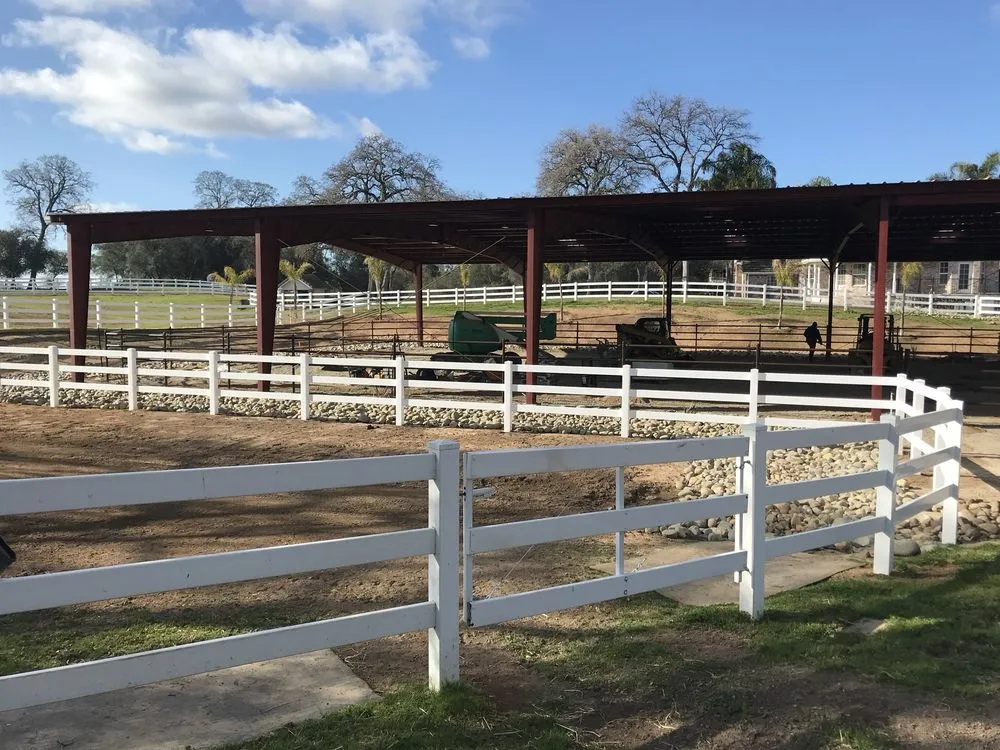 Affordable yard maintenance in Loomis, CA by River City Vinyl Fence