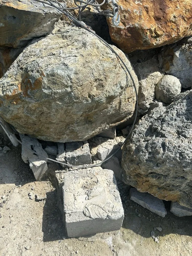 Trusted landscape design for residential properties in Loomis, CA by River City Vinyl Fence