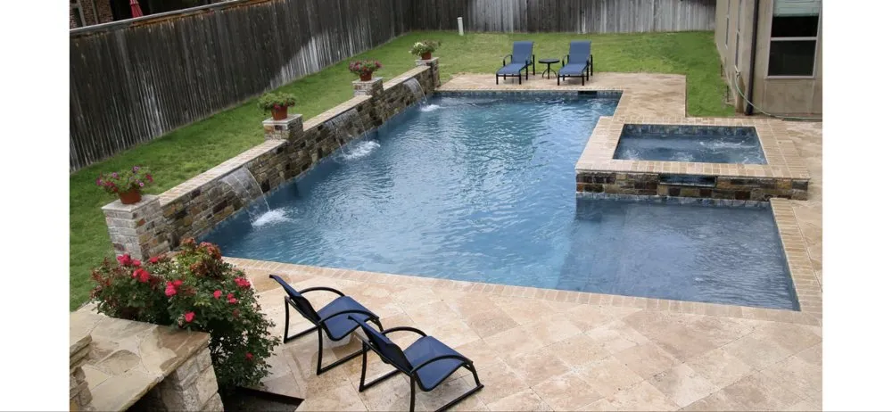 Affordable lawn care service in Loomis, CA - River City Vinyl Fence