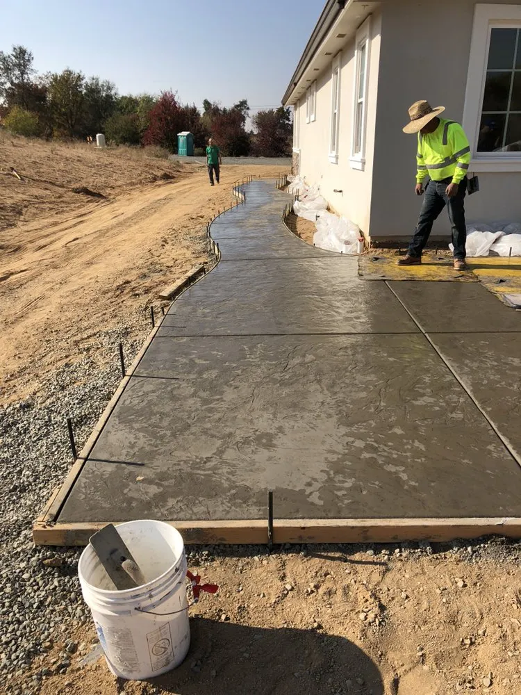 Expert lawn care service for beautiful yards in Loomis, CA by River City Vinyl Fence