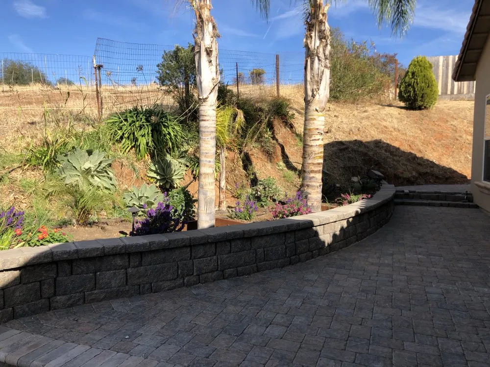 Professional landscape design experts serving Loomis, CA - River City Vinyl Fence